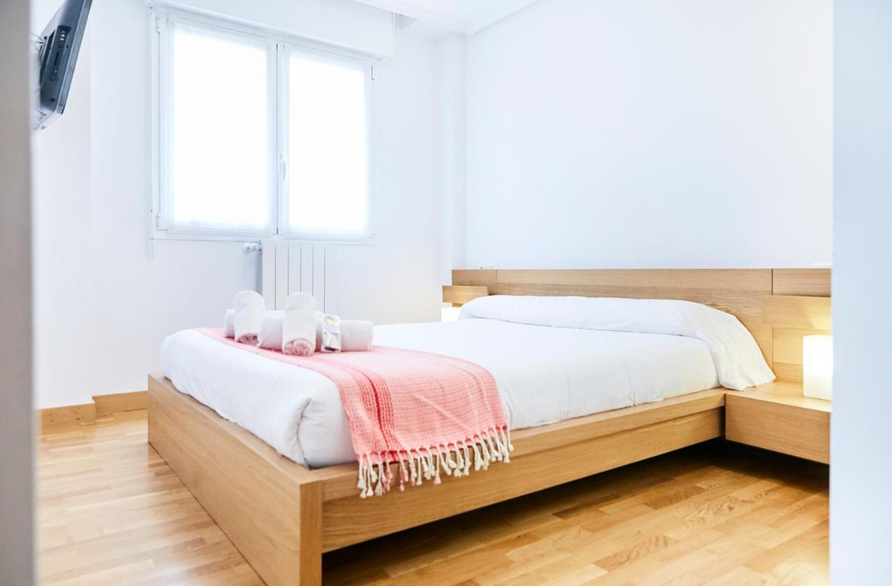 Urumea 4 - Apartamento Con Parking Сан-Себастьян Экстерьер фото